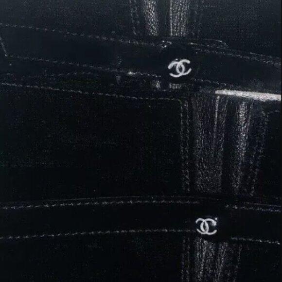 CHANEL Black Velvet Velour Knee High Boots W/Patent Heels/Cap Toe CC/ Logo Sz 40 - Picture 10 of 12